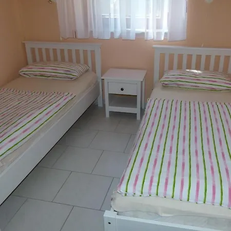 Ferienwohnung-kraft 아파트 *